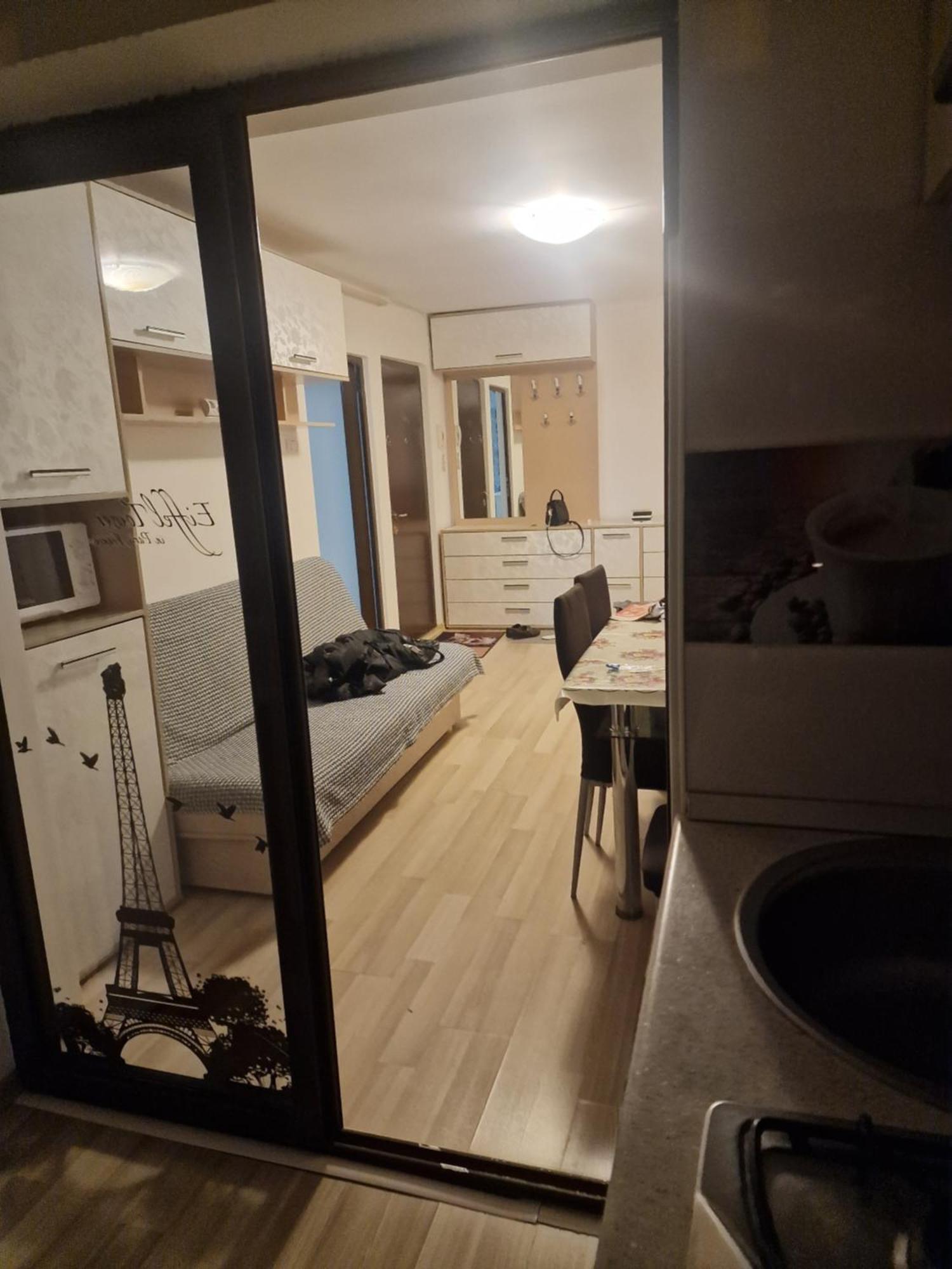 2 Bedrooms Apartment. Galaţi Buitenkant foto